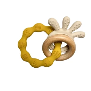 7C386A77-AA36-4310-8262-A4ACCC75CFF7.jpgv1718130096 Jouet de dentition bois - Bois & pieuvre moutarde