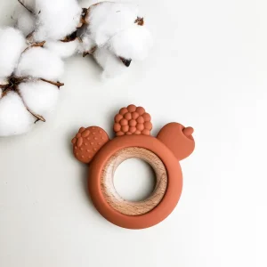 IMG-5937.jpgv1693249445 Jouet de dentition bois - Fruits rouille