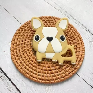 image_ce9a5f3d-af1e-4764-88c2-2d02080404c4.jpgv1648471645 Jouet de dentition - Bouledog blanc et beige